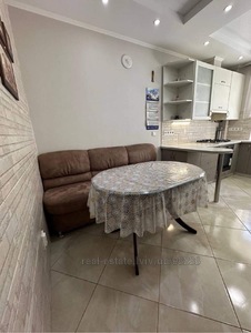 Rent an apartment, Pulyuya-I-vul, Lviv, Frankivskiy district, id 4592581