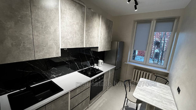 Buy an apartment, Stalinka, Geroyiv-UPA-vul, Lviv, Frankivskiy district, id 4576506