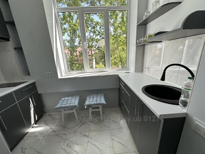 Rent an apartment, Stalinka, Geroyiv-UPA-vul, Lviv, Zaliznichniy district, id 4539847