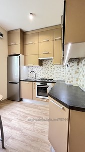 Rent an apartment, Stalinka, Shevchenka-T-vul, Lviv, Shevchenkivskiy district, id 4392625