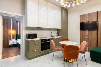 Buy an apartment, Austrian, Leontovicha-M-vul, Lviv, Galickiy district, id 4400355