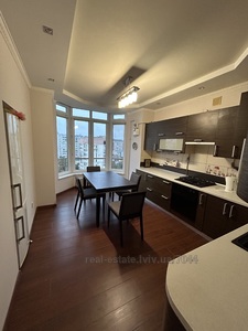 Rent an apartment, Linkolna-A-vul, 10, Lviv, Shevchenkivskiy district, id 4541673