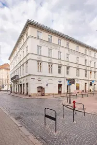 Buy an apartment, Austrian, Krakivska-vul, Lviv, Galickiy district, id 5917328