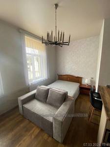 Rent an apartment, Austrian luxury, Zaliznyaka-M-vul, Lviv, Frankivskiy district, id 4582392
