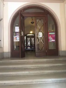 Зняти комерційну нерухомість, Окрема будівля, Дорошенка П. вул., Львів, Галицький район, id 5918205