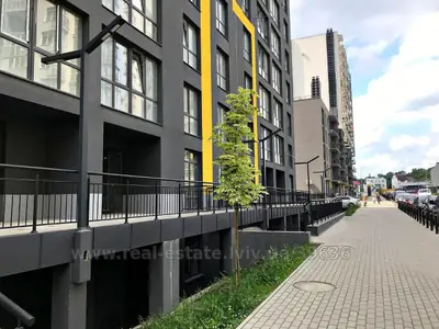 Зняти комерційну нерухомість, Фасадне з окремим входом, Залізнична вул., Львів, Залізничний район, id 5921446