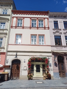 Rent an apartment, Building of the old city, Rinok-pl, 38, Lviv, Galickiy district, id 4562107