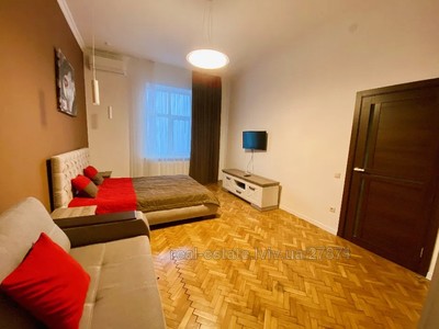 Rent an apartment, Austrian luxury, Doroshenka-P-vul, Lviv, Galickiy district, id 4427183