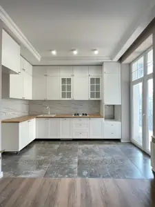 Buy an apartment, Tarnavskogo-M-gen-vul, Lviv, Galickiy district, id 5911680