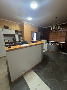 Аренда коммерческой недвижимости, Фасадное с отдельным входом, Глинянский Тракт ул., Львов, Лычаковский район, id 5870370