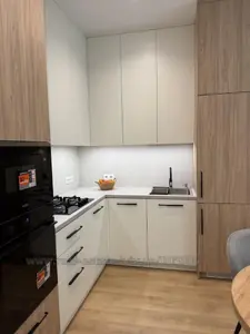 Buy an apartment, Building of the old city, Sakharova-A-akad-vul, Lviv, Galickiy district, id 5919811