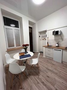 Buy an apartment, Austrian, Franka-I-vul, Lviv, Galickiy district, id 4384038