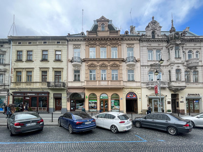 Rent an apartment, Austrian luxury, Shevchenka-T-prosp, Lviv, Galickiy district, id 3967307