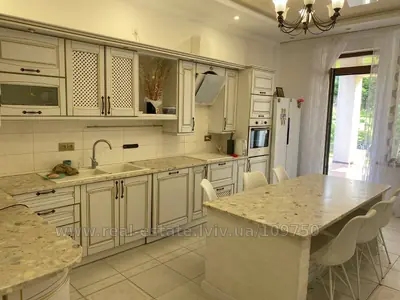 Buy a house, Navariya, Pustomitivskiy district, id 5925932