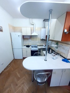 Rent an apartment, Austrian, Knyazya-Romana-vul, Lviv, Galickiy district, id 4538918