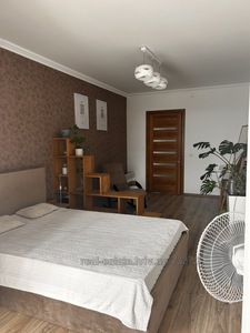 Rent an apartment, Khmelnickogo-B-vul, Lviv, Shevchenkivskiy district, id 4436932