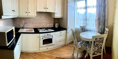 Rent an apartment, Chornovola-V-prosp, Lviv, Galickiy district, id 3411930