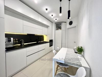 Buy an apartment, Velichkovskogo-I-vul, Lviv, Shevchenkivskiy district, id 4549217