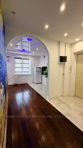 Buy an apartment, Mazepi-I-getm-vul, Lviv, Shevchenkivskiy district, id 5918640