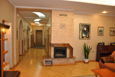 Rent an apartment, Geroiv-Maidanu-vul, Lviv, Frankivskiy district, id 3216341