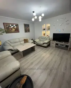 Buy an apartment, Stalinka, Medovoyi-Pecheri-vul, Lviv, Lichakivskiy district, id 5911667