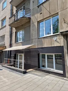 Зняти комерційну нерухомість, Фасадне з окремим входом, Героїв УПА вул., 44, Львів, Франківський район, id 5805021