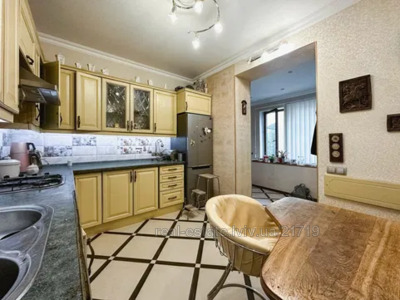 Rent a house, Part of home, Lichakivska-vul, Lviv, Lichakivskiy district, id 4306925