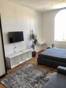 Rent an apartment, Krakivska-vul, 26, Lviv, Galickiy district, id 4494379