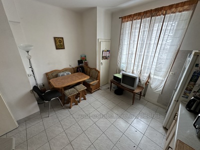 Buy an apartment, Polish suite, Kubiyovicha-V-vul, Lviv, Galickiy district, id 4604270