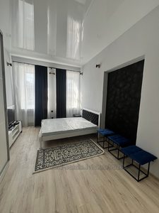 Rent an apartment, Austrian, Gaydamacka-vul, Lviv, Shevchenkivskiy district, id 4487682