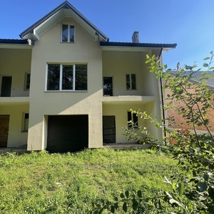 Buy a house, Небесної сотні, Zimna Voda, Pustomitivskiy district, id 4482475