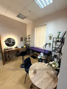 Купити комерційну нерухомість, Нежитловий фонд, Дорошенка П. вул., 1, Львів, Галицький район, id 5928803