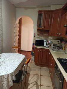 Rent an apartment, Czekh, Chukarina-V-vul, Lviv, Sikhivskiy district, id 4355136