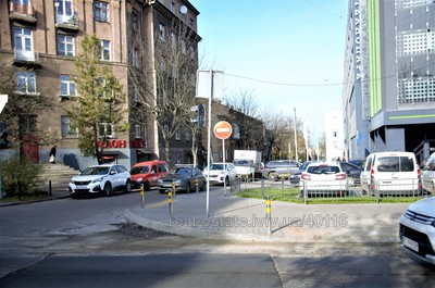 Commercial real estate for sale, Storefront, Geroyiv-UPA-vul, Lviv, Frankivskiy district, id 4136396