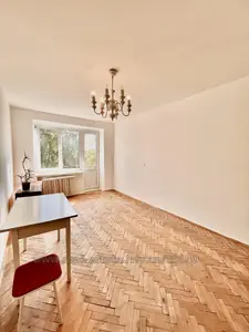 Buy an apartment, Hruschovka, Vigovskogo-I-vul, Lviv, Zaliznichniy district, id 5920298