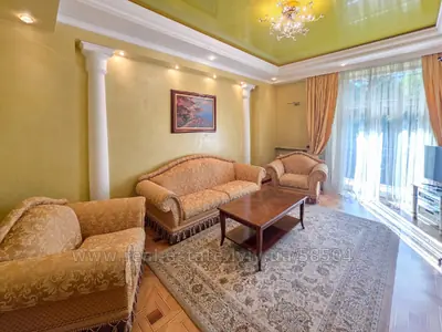 Buy an apartment, Stalinka, Chuprinki-T-gen-vul, Lviv, Frankivskiy district, id 5916207