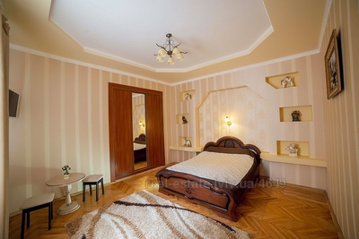 Vacation apartment, Gorodocka-vul, 43, Lviv, Galickiy district, 1 room, 550 uah/day