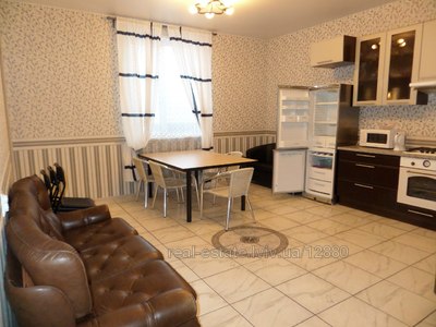 Vacation home, Tkacka-vul, Lviv, Shevchenkivskiy district, 6 rooms, 2 900 uah/day