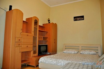 Квартира посуточно, Кулиша П. ул., 45, Львов, Галицкий район, 1 комната, 400 грн/сут