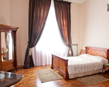 Квартира посуточно, Соборная пл., Львов, Галицкий район, 2 комнати, 900 грн/сут