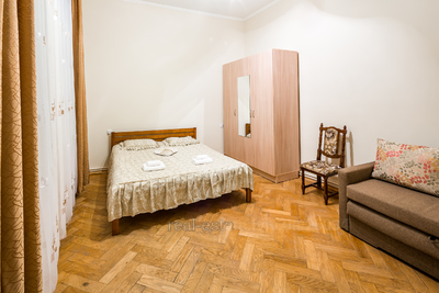 Vacation apartment, Gercena-O-vul, Lviv, Galickiy district, 1 room, 900 uah/day