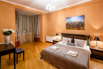 2 кімнатна квартира в серці Львова
