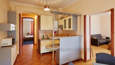 Vacation apartment, Galicka-vul, 20, Lviv, Galickiy district, 3 rooms, 1 000 uah/day