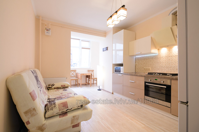 Vacation apartment, Zhasminova-vul, Lviv, Lichakivskiy district, 1 room, 750 uah/day