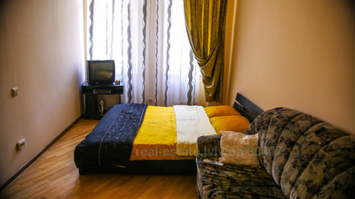 Vacation apartment, Medova-vul, 8, Lviv, Galickiy district, 1 room, 300 uah/day