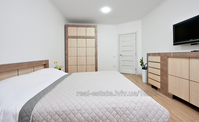 Vacation apartment, Miklosha-Karla-str, 7, Lviv, Frankivskiy district, 1 room, 800 uah/day