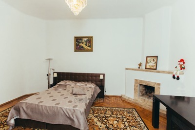 Vacation apartment, Kopernika-M-vul, 11, Lviv, Galickiy district, 3 rooms, 800 uah/day