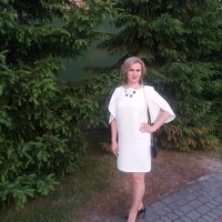 Оля